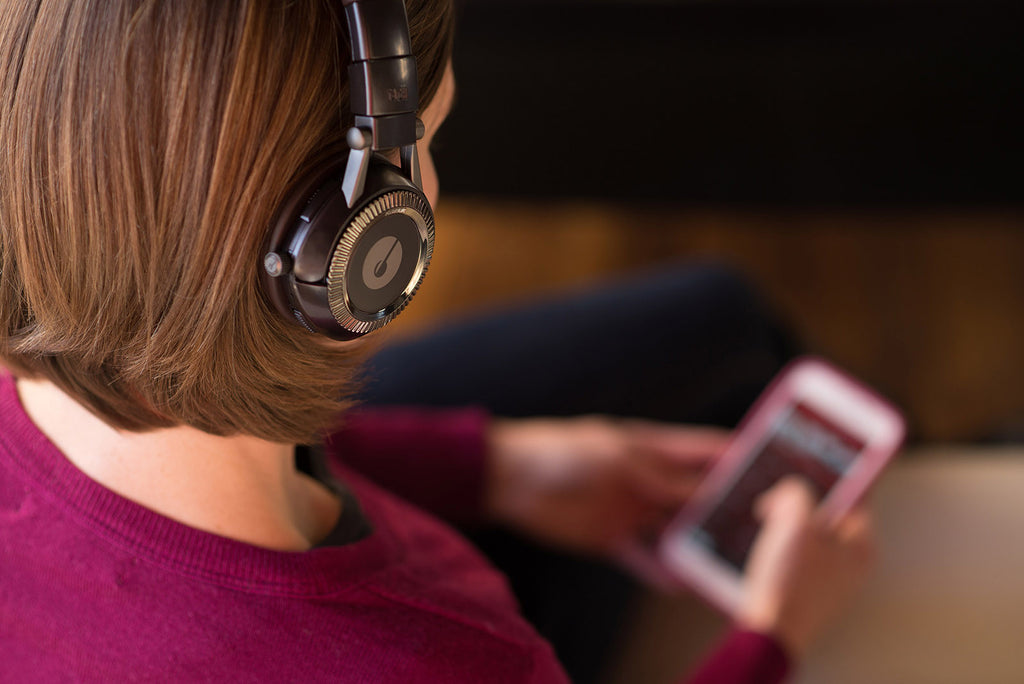 The Benefits of Using Bluetooth Wireless Headphones