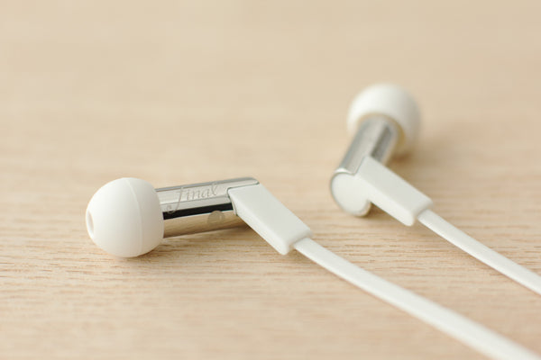 Modern Earphones - Heaven IV