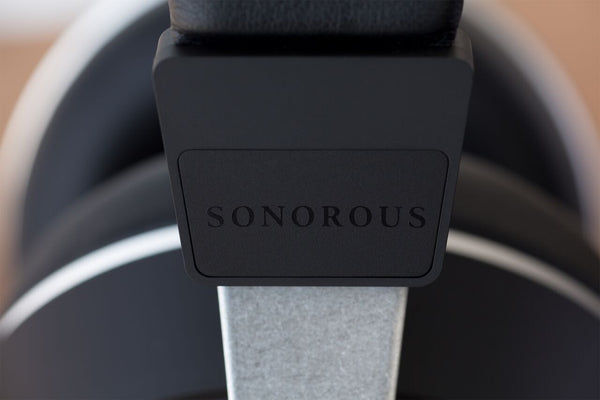 Modern Headphones - Sonorous IV